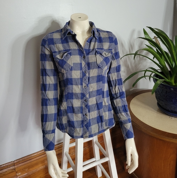 Natural Reflections Tops - 3/$15 blue and gray fitted flannel
